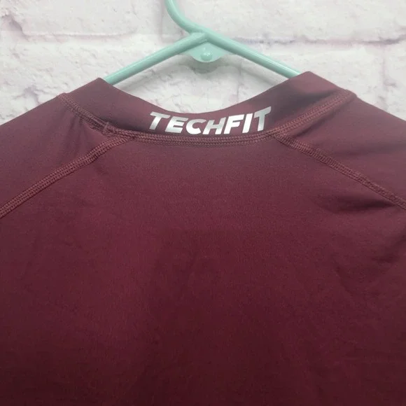 Adidas Techfit Compression‎ Climalite Maroon Shirt Mens L Athletic Training Top - Picture 4 of 9